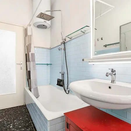 Lecco Retreat With Terrace & Free Parking Apartment *