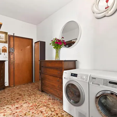 Lecco Retreat With Terrace & Free Parking