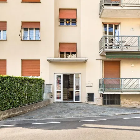 Apartment Lecco Retreat With Terrace & Free Parking Lierna